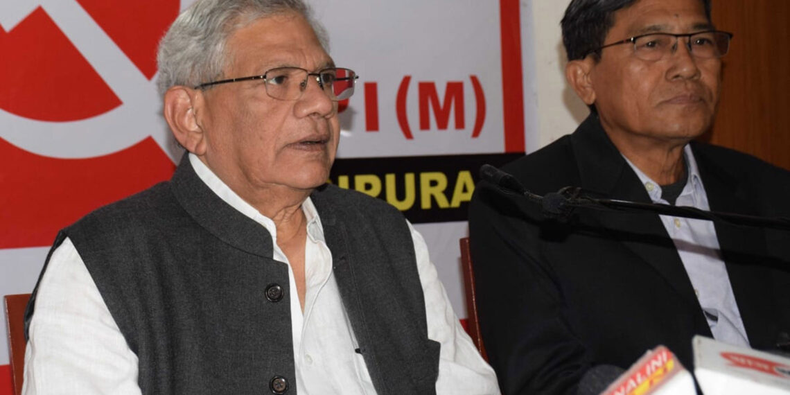 ত্রিপুরায় বাম-কংগ্রেস জোট হচ্ছেই, জানালেন ইয়েচুরি