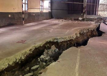 বদ্রীনাথ জাতীয় সড়কেও ফাটল!