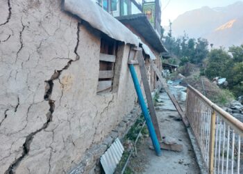 যোশীমঠকে বাঁচানোর আশ্বাস উত্তরাখণ্ডের পর্যটনমন্ত্রীর