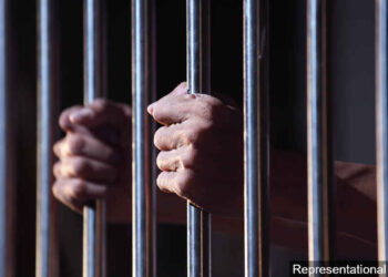 ৩২ বছর শুনানির পর ছ’মাসের কারাদণ্ড!