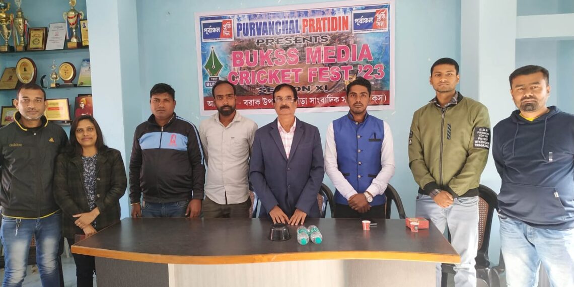 লটারির মাধ্যমে  বাকস মিডিয়া ক্রিকেটের চারটি দল গঠিত