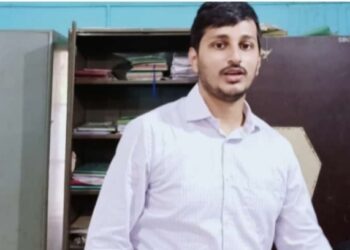 ব্যাঙ্ক ম্যানেজারের আত্মহত্যা, মায়ের এজাহার