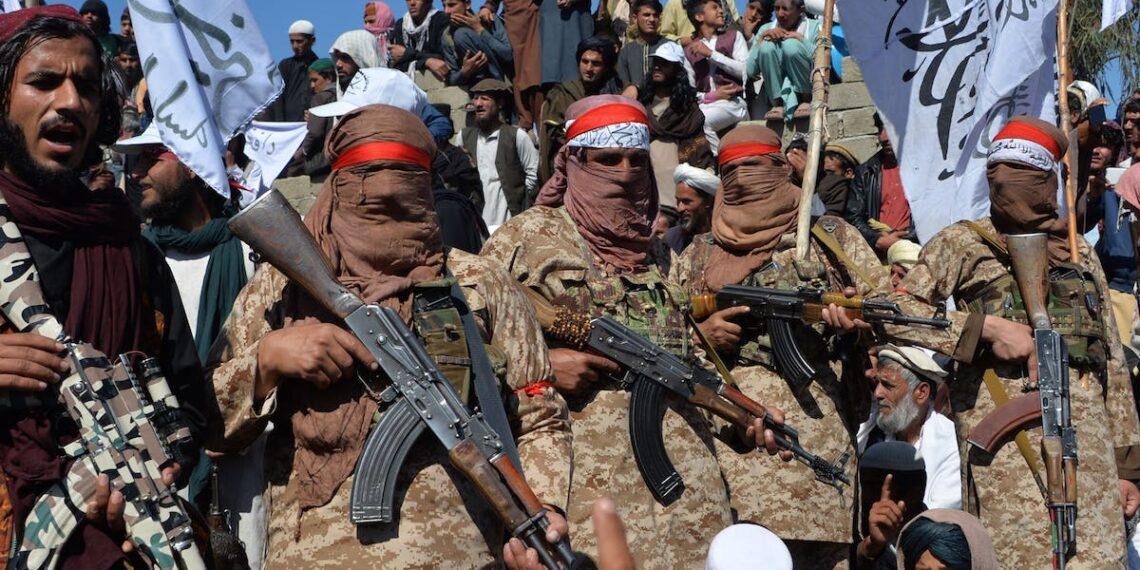 হাত কেটে চুরির শাস্তি