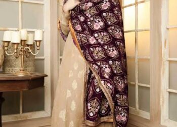 শীতের বিয়েবাড়িতে কেমন সাজবেন