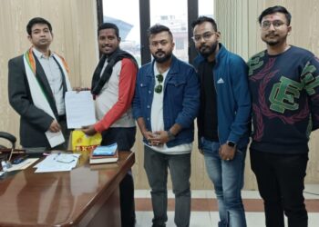 যুব দিবসে  স্বাস্থ্য কমিশনারের হাতে দাবিপত্র পেশ থাউজেন্ড সায়ন্তনের