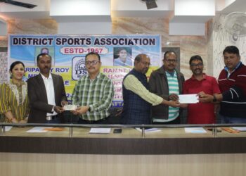 ১০-১২ ইন্ডোর ফেস্ট ডিএসএ -র