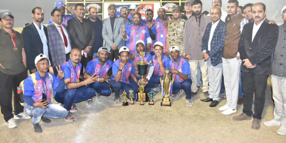 বাকস মিডিয়া ক্রিকেটে চ্যাম্পিয়ন খবর হিরোজ