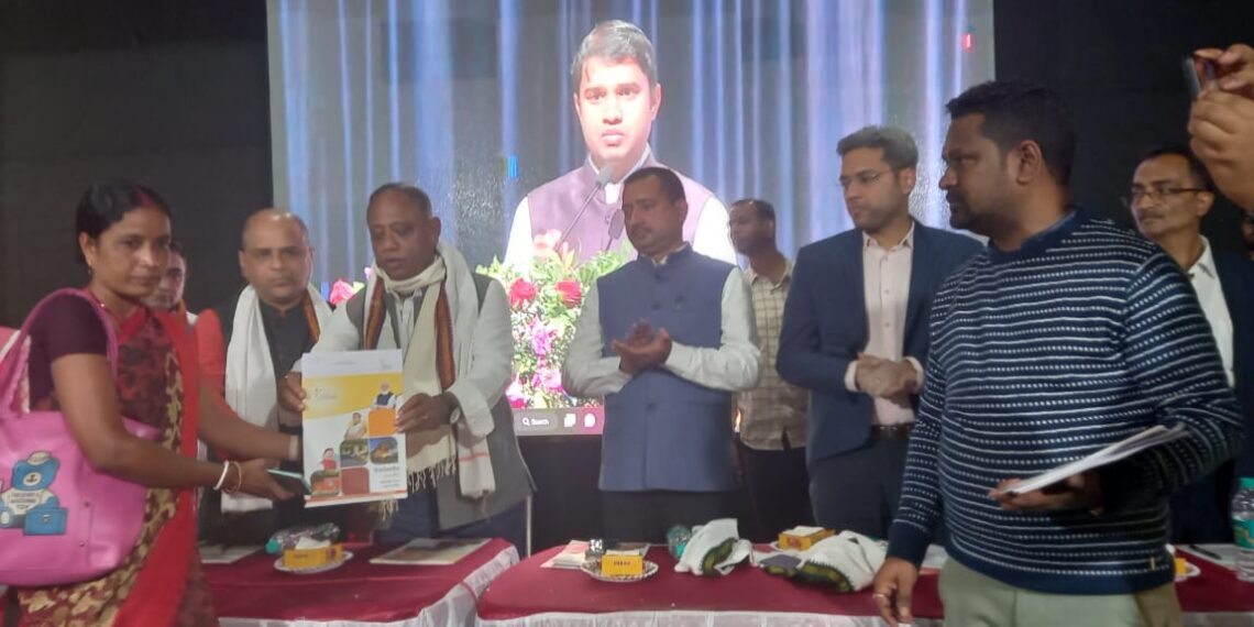 প্রধানমন্ত্রী আবাসের টাকা অন্য কাজে ব্যবহার না করার আহবান মন্ত্রী পরিমলের