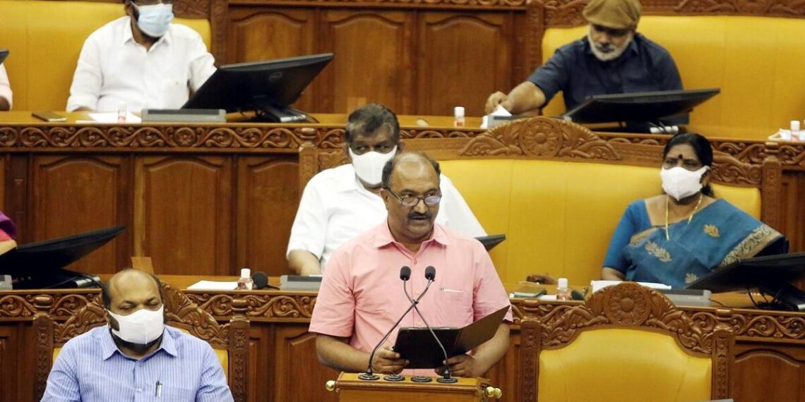 কেরল সরকারের দ্বিতীয় পূর্ণ বাজেট পেশ