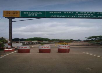 কাজের এক বছরের মধ্যে ধ্বংসস্তূপে পরিণত করিমগঞ্জ-সুতারকান্দি সড়ক