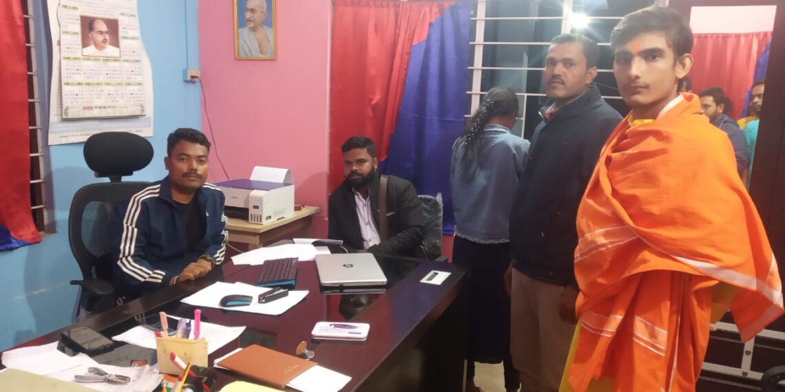 ধোয়ারবন্দে নাবালিকা অপহরণের অভিযোগে আটক দুই ভিন্নধর্মী যুবক