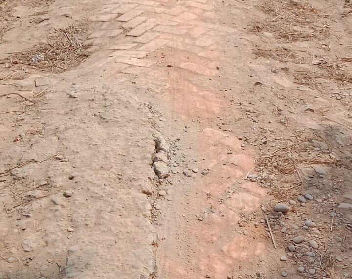 বৃষ্টি নামতেই বেহাল লালা  শহরের গুরুত্বপূর্ণ রাস্তা,উদাসীন পুরসভা