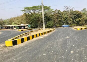 মহাসড়কে দুর্ঘটনায় আহত ২