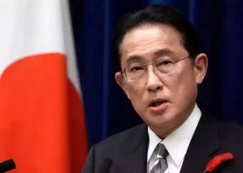 হামলার শিকার জাপানের প্রধানমন্ত্রী