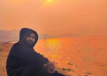 বাসের ধাক্কায় মৃত্যু সাংবাদিকের