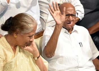 এনসিপি প্রধানের পদ থেকে সরলেন শরদ পাওয়ার