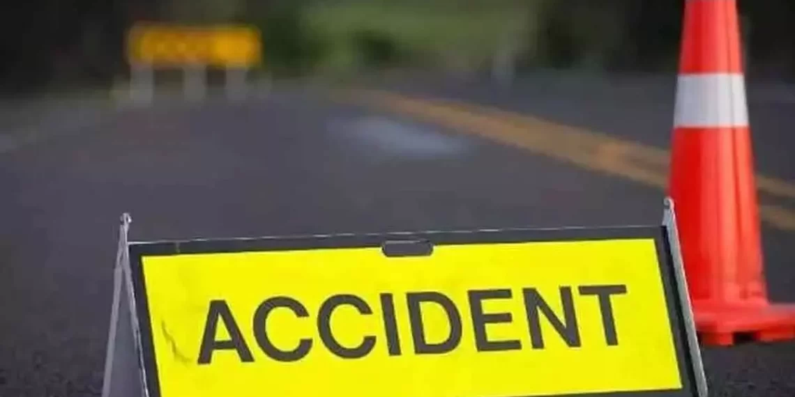 মন্দিরে পুজো দিয়ে ফেরার পথে গাড়ির ধাক্কায় মহিলার মৃত্যু