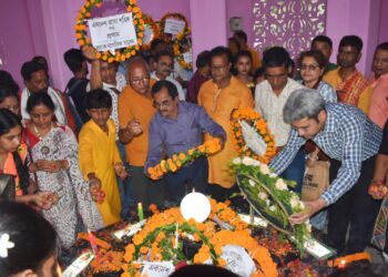 শ্রদ্ধা তর্পণে উনিশময় গান্ধীবাগ, এপার ওপার একাকার