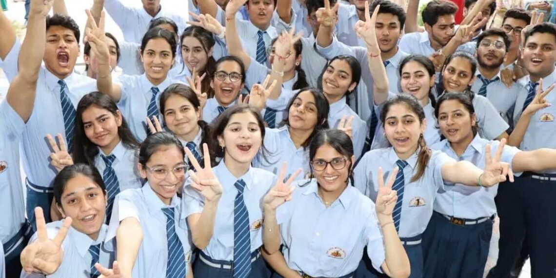 মাধ্যমিকে চার কন্যায়  গর্বিত বরাক