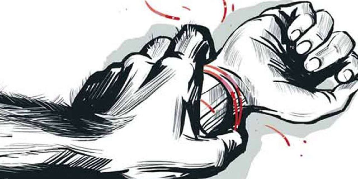 ভাঙ্গার নির্যাতিতা ছাত্রীর পাশে করিমগঞ্জ বিজেপি