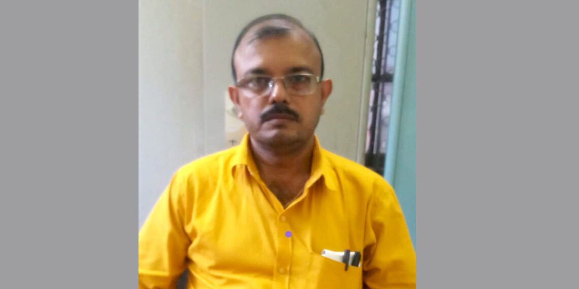হৃদরোগে প্রয়াত কাছাড় কলেজের কর্মী বিশ্বজিৎ দাস