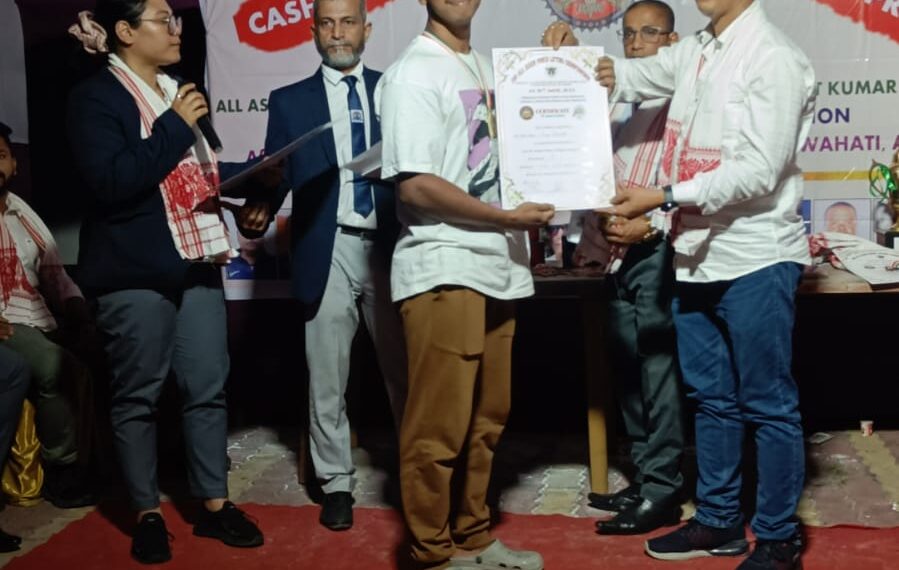 পাওয়ারলিফটিং চ্যাম্পিয়নশিপে সোনা জয় হাইলাকান্দির দেবাশিস -অরূপের