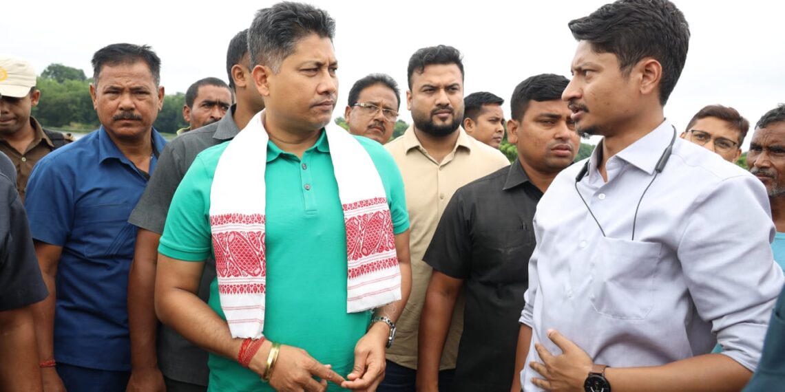 অসমে বন্যা : দুশ্চিন্তা না করার আহ্বান মন্ত্রী পীযূষের