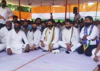 রাহুল গান্ধীর শাস্তি, শিলচরে মৌন সত্যাগ্রহ কংগ্রেসের