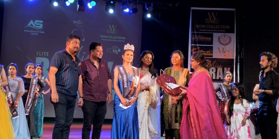 মিস বরাক খেতাব জয় শিলচর কন্যা অদিতির