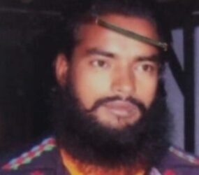 এনকাউন্টারে হত  নাজ হত্যার আসামী পলাতক হিফজুর