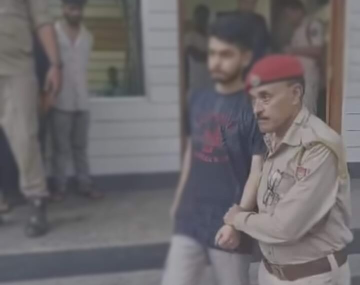 জেরায়  কান্নায় ভেঙ্গে পড়ে পিঙ্কিকে হত্যার কথা স্বীকার পিনাকের