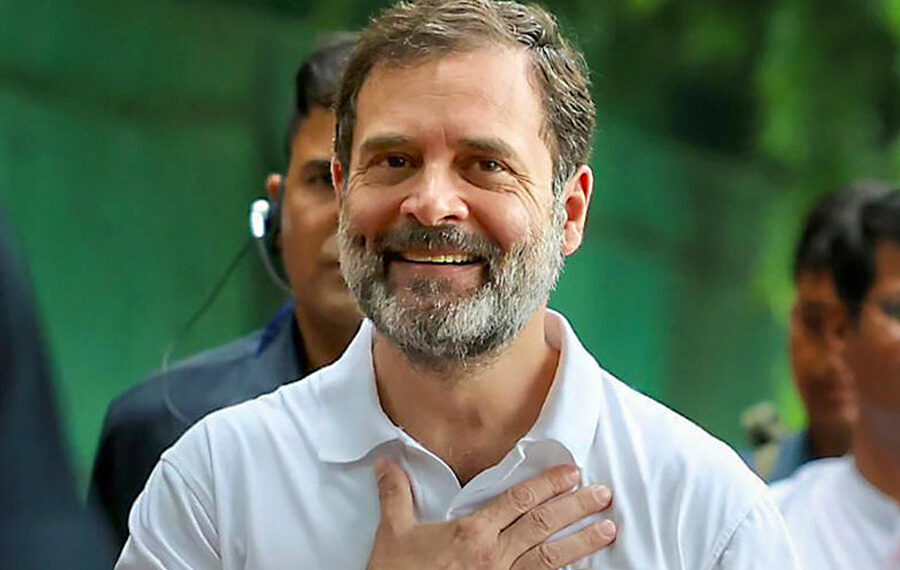 সুপ্রিমে স্বস্তি , তবে রাহুলের ‘ফেরা’ নির্ভর করছে স্পিকারের উপর