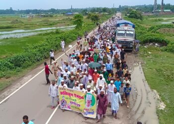 মাদ্রাসা ছাত্রের হত্যাকারীর ফাঁসির দাবিতে মিছিল