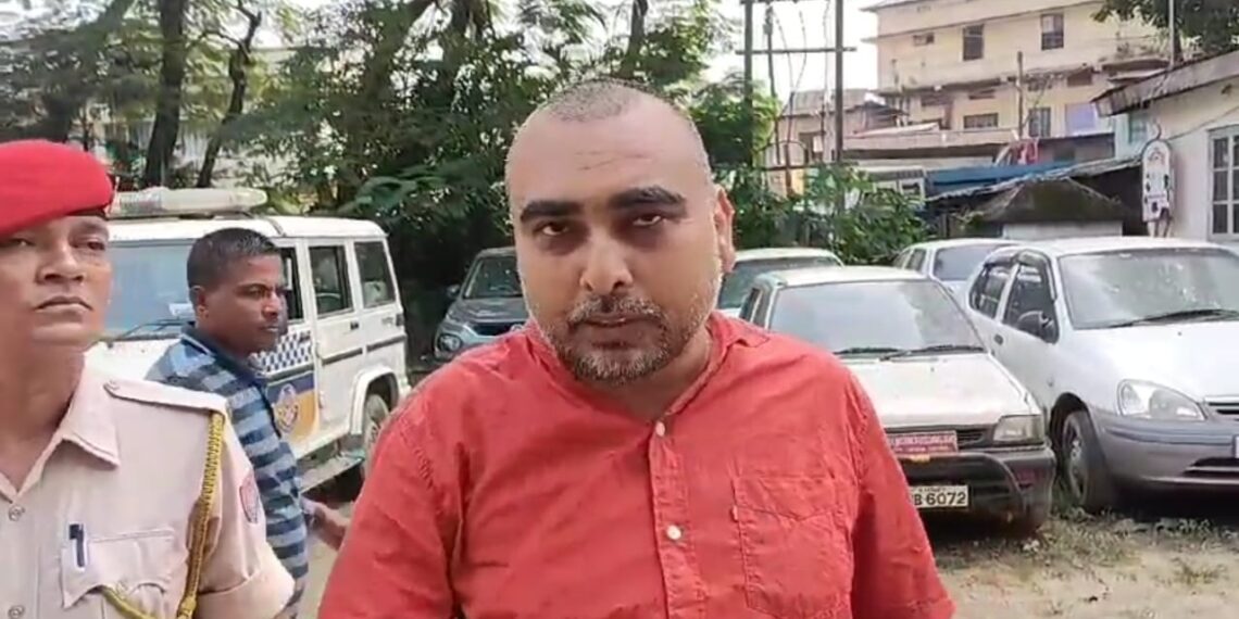 দুর্নীতি ও তদন্তে বাধা, গ্রেফতার রেশন ডিলার রাকেশ