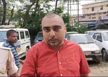 দুর্নীতি ও তদন্তে বাধা, গ্রেফতার রেশন ডিলার রাকেশ