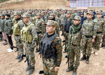 মণিপুরে বড় সাফল্য! অস্ত্র ছেড়ে মূল ধারায় ফিরল বিচ্ছিন্নতাবাদী সংগঠন