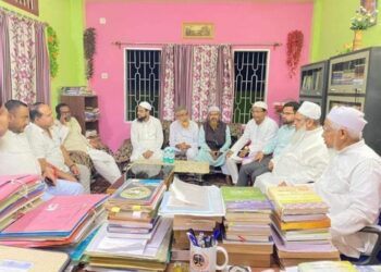 তিক্ততা ভুলে হঠাৎ আতাউরের বাড়িতে “পুরানো বন্ধু” আজমল