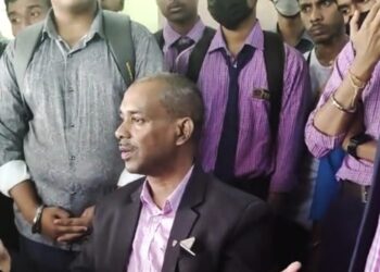 কাছাড় কলেজে অকেজো সিসিটিভি, চুরি হচ্ছে ছাত্র-শিক্ষকের মোবাইল