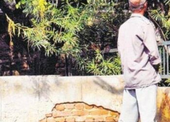 শিলচর থানা রোডে প্রকাশ্যে প্রাকৃতিক কর্ম রুখতে পটাকা ফাটিয়ে অভিযান পুলিশের, আটক ২৬