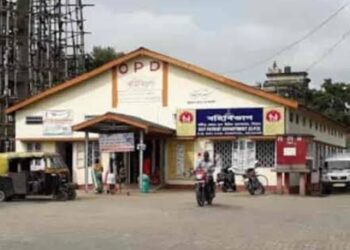 দুর্ঘটনার জেরে সিভিলে উত্তেজনা, চিকিৎসকের গাড়িতে হামলা