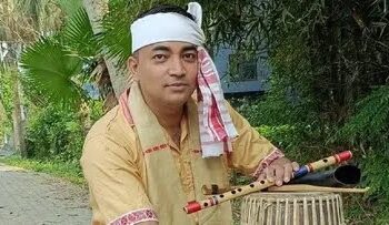 স্ত্রী ও তিন বছরের সন্তানকে ছেড়ে আলফায় যোগ দিলেন সাংবাদিক