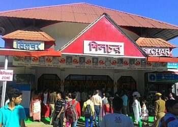 রেলে ৬০ কোটি ঘুষের খেলা, শিলচর সহ বিভিন্ন স্থানে তল্লাশি সিবিআইর