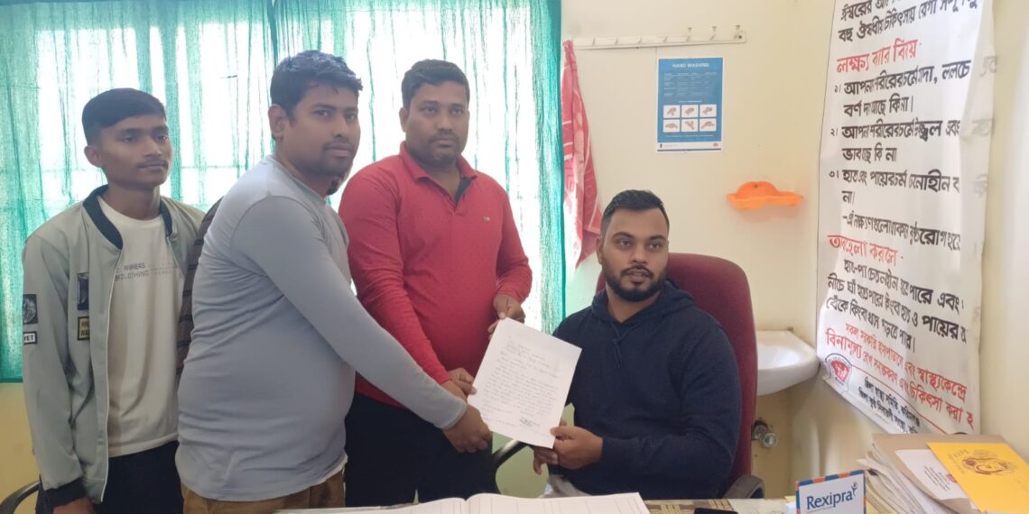 ওষুধের অভাবে ধুঁকছে বদরপুর হাসপাতাল