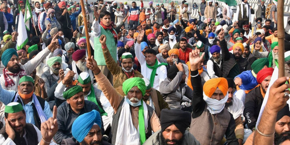 অবশেষে পিছু হটছে কেন্দ্র, কৃষকদের দাবি পূরণে রাজি