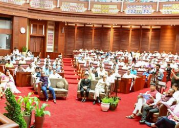 বাজেট অধিবেশনে সাময়িক বরখাস্ত শেরমান-আশ্রাফুল