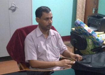 কাছাড় কলেজে নকল সরবরাহকারী খোদ অধ্যক্ষই!