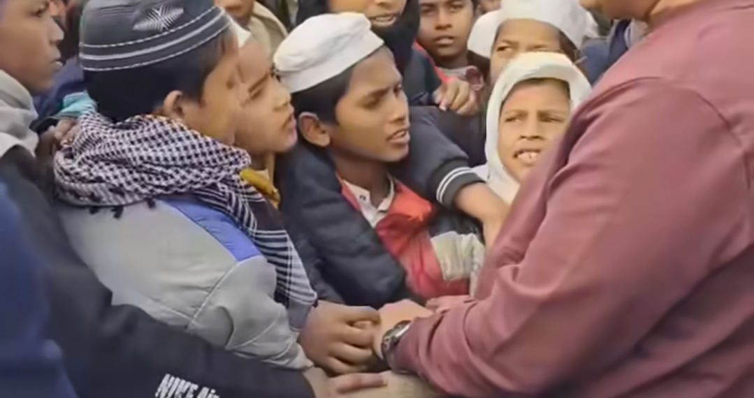 আহা কী আনন্দ! ‘মামা’ হিমন্তের কপ্টারে মাদ্রাসা পড়ুয়া ভাগ্নেরা