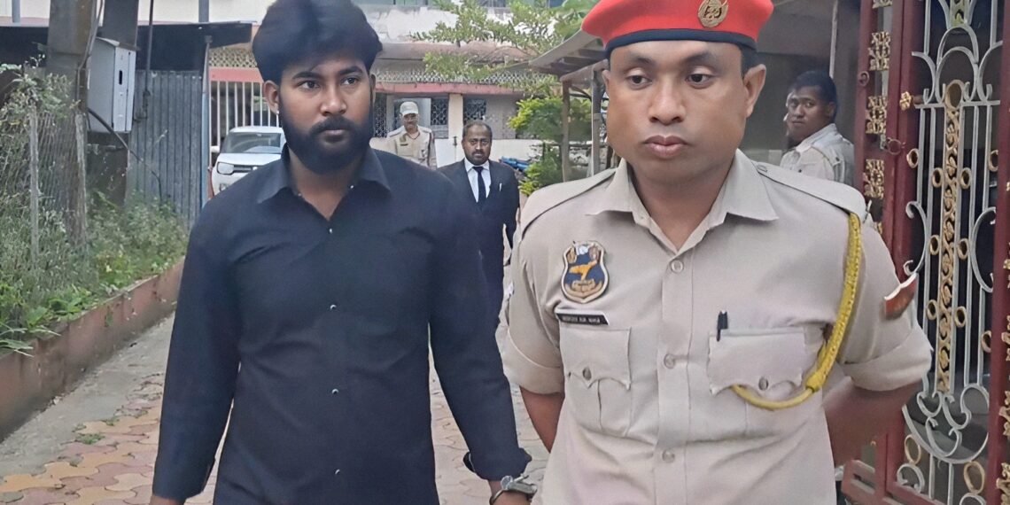 হাইলাকান্দিতে পার্লার মালিক খুনে ধৃত ১