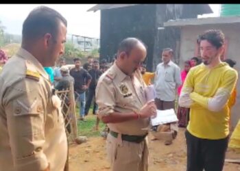 প্রেমিকাকে দায়ী করে সুইসাইড নোট লিখে কালাইনে আত্মহত্যা যুবকের