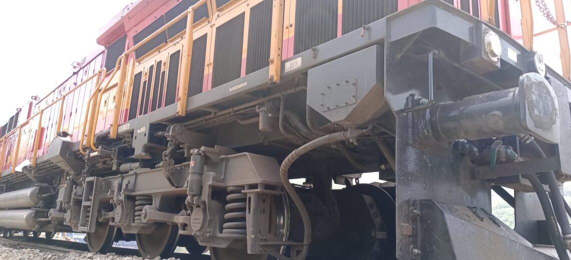 লামডিং-শিলচর ব্রডগেজ রেলপথে পন্যবাহী ট্রেন লাইনচ্যুত